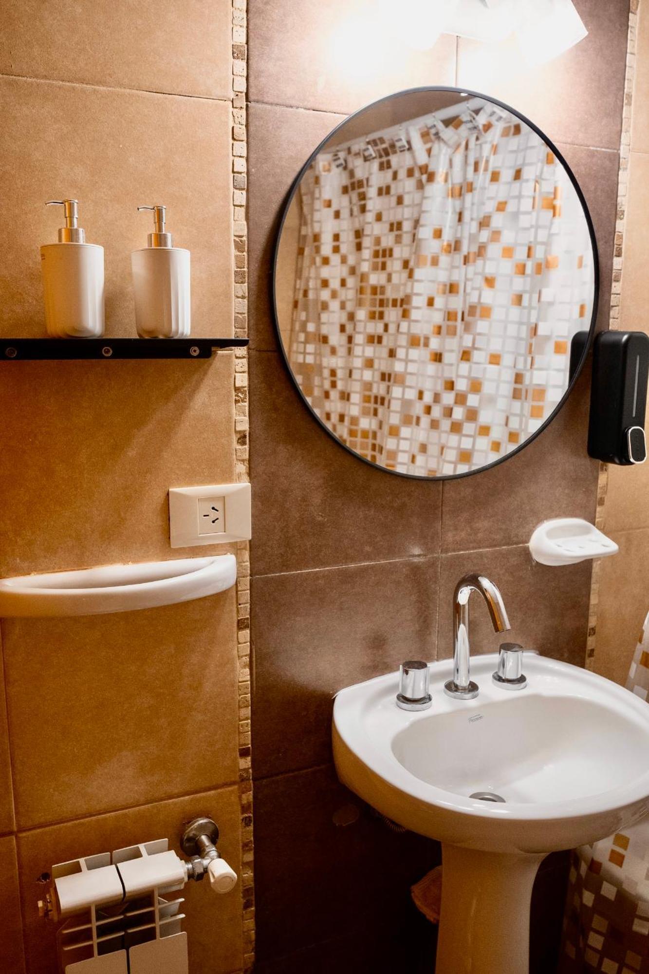Depto Villegas, Moderno, Calido Y Bien Ubicado Apartamento